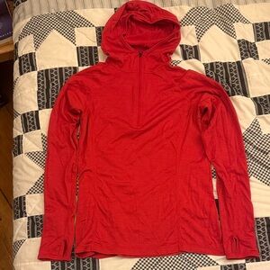 Red Ibex Indie Wool Hoodie Hoody Pullover with 1/4 zipper and thumb holes. Flaw.